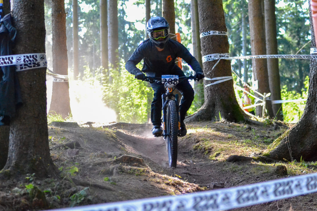 bilder_ixs_downhill_cup_ilmenau_2019