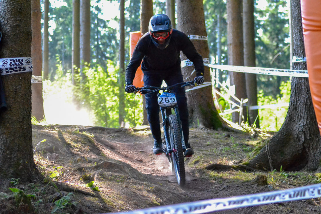 bilder_ixs_downhill_cup_ilmenau_2019