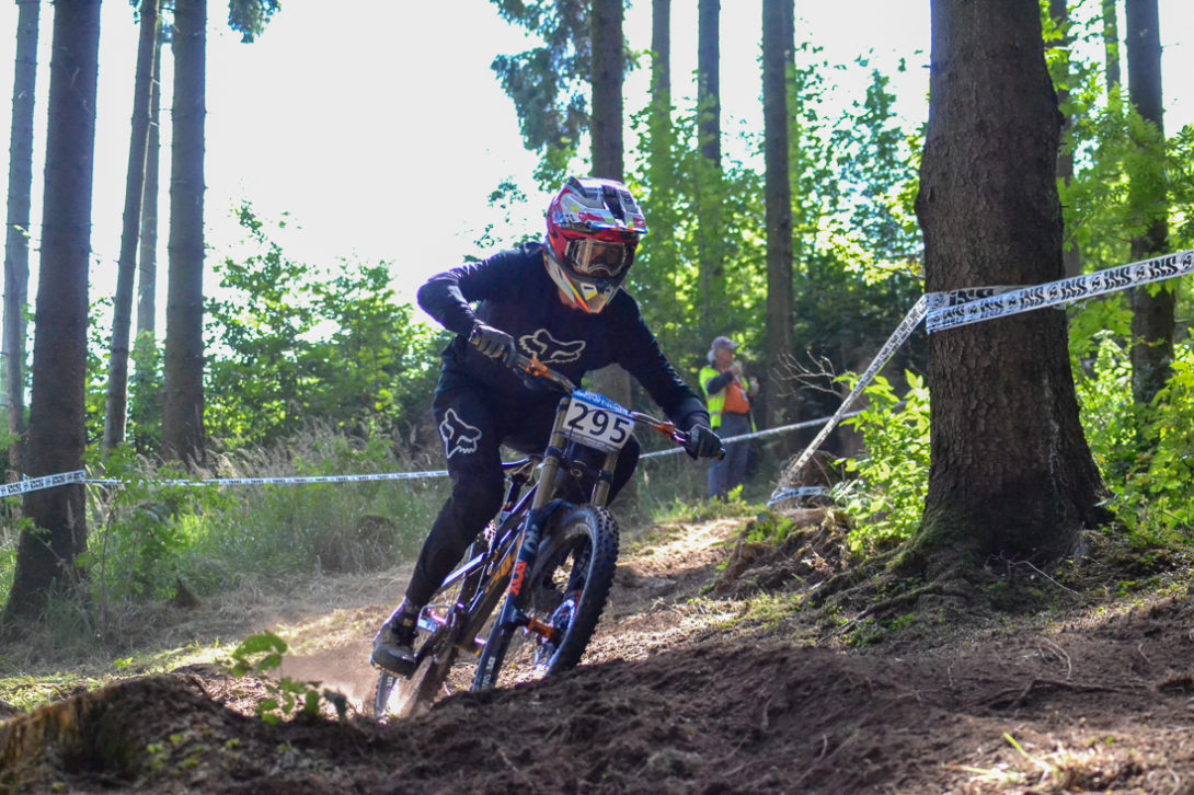 bilder_ixs_downhill_cup_ilmenau_2019